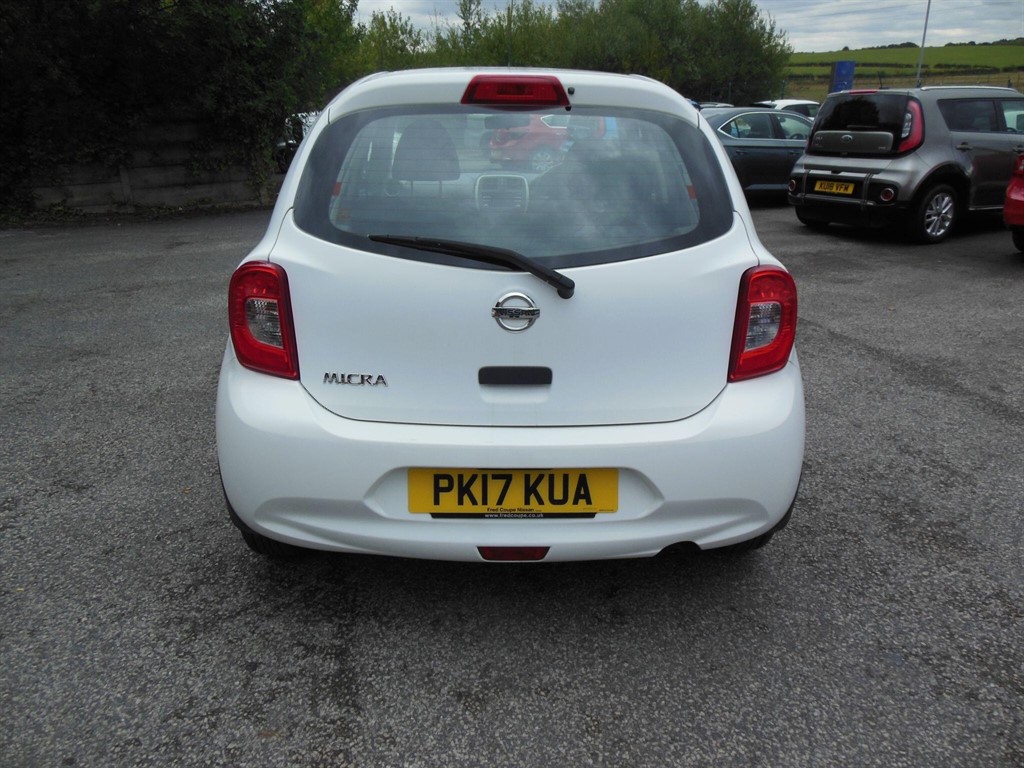 Nissan Micra-5