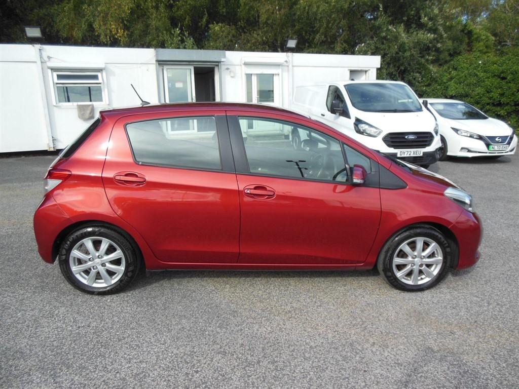 Toyota Yaris-3